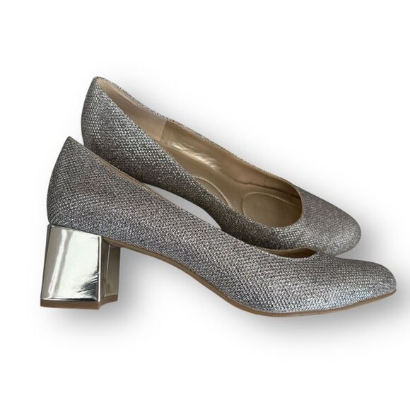 Bandolino Silver Bling Shiny Metallic Heels Slip on Dress Shoes size 8.5 - Picture 1 of 13